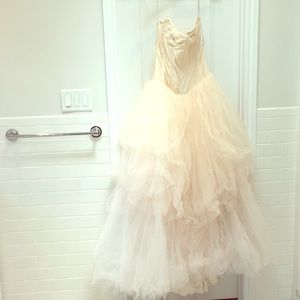 MONIQUE LHUILLIER BLUSH DRESS